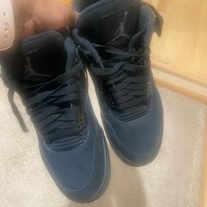 Air Jordan Retro 4 “Black Cats”